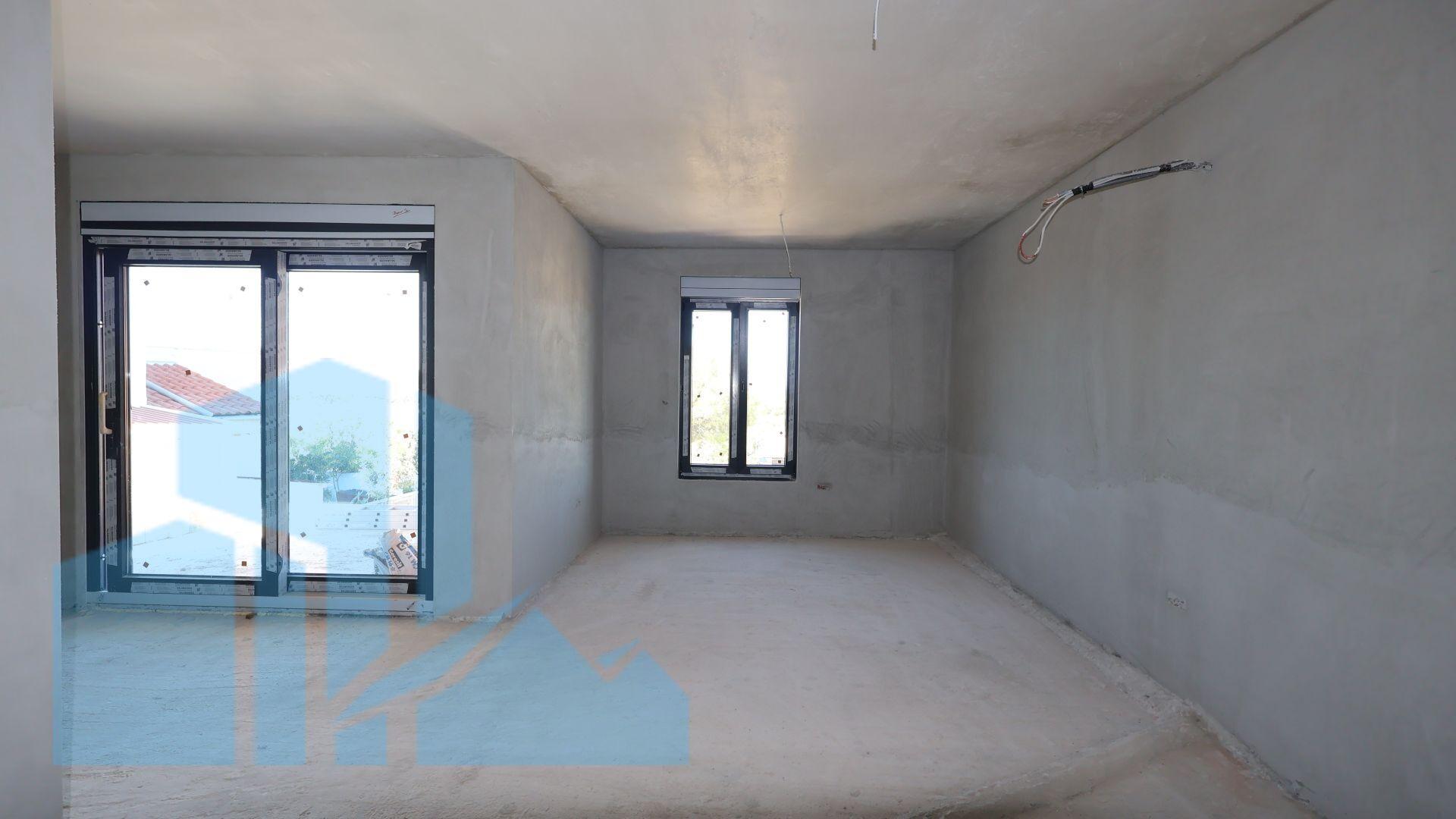 Brodarica, Šibenik - Stan sa vrtom i pogledom na mora - D
