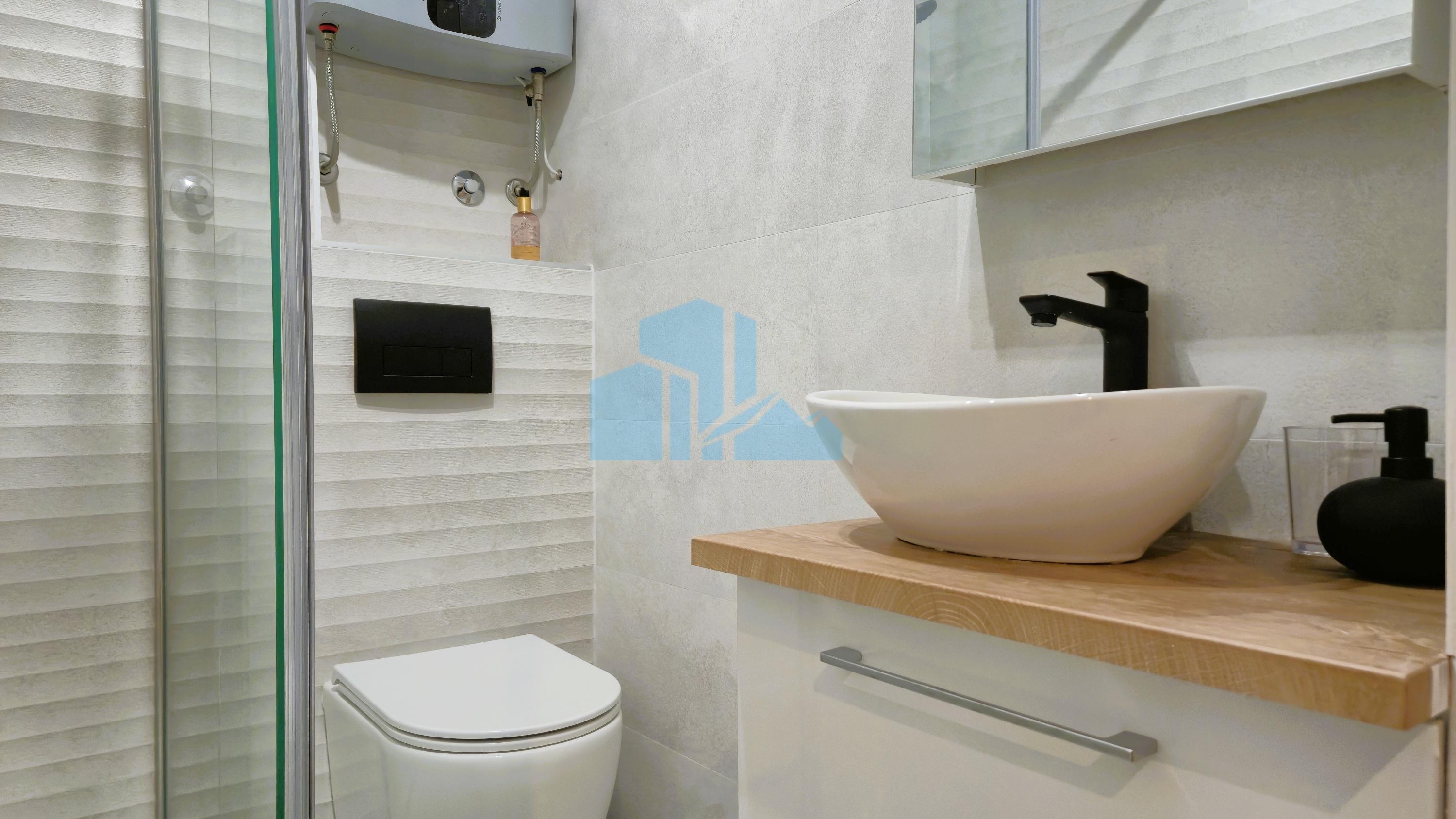 Šibenik – Baldekin – Komplett renovierte und ausgestattete Wohnung 42 m²